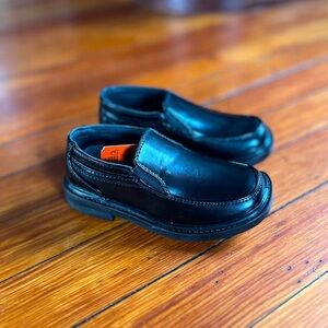 BOYS dress shoes